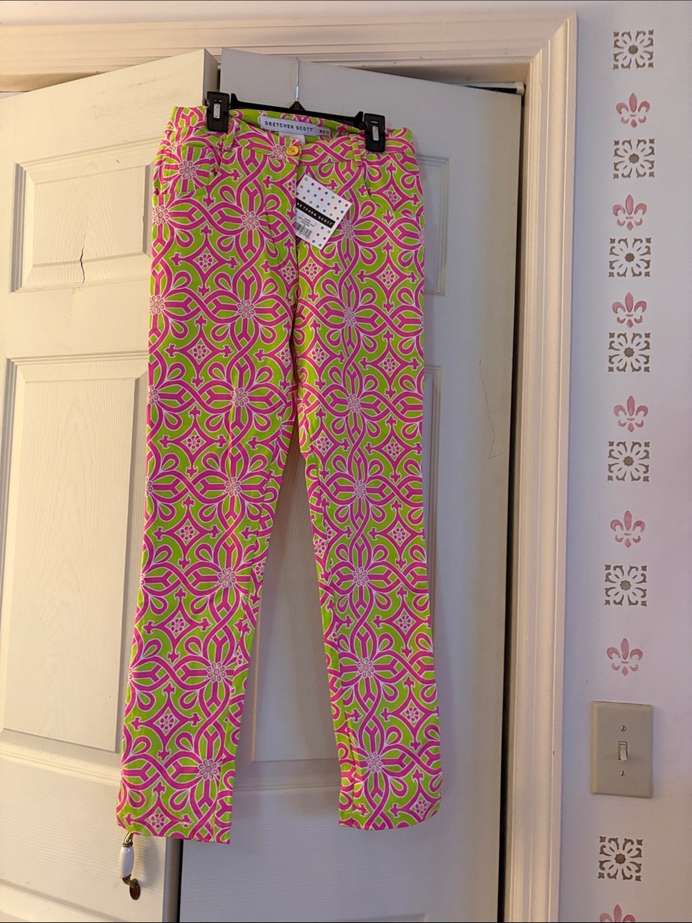 Gretchen Scott Designs Pink & Lime Green Geometric Stretch Pants